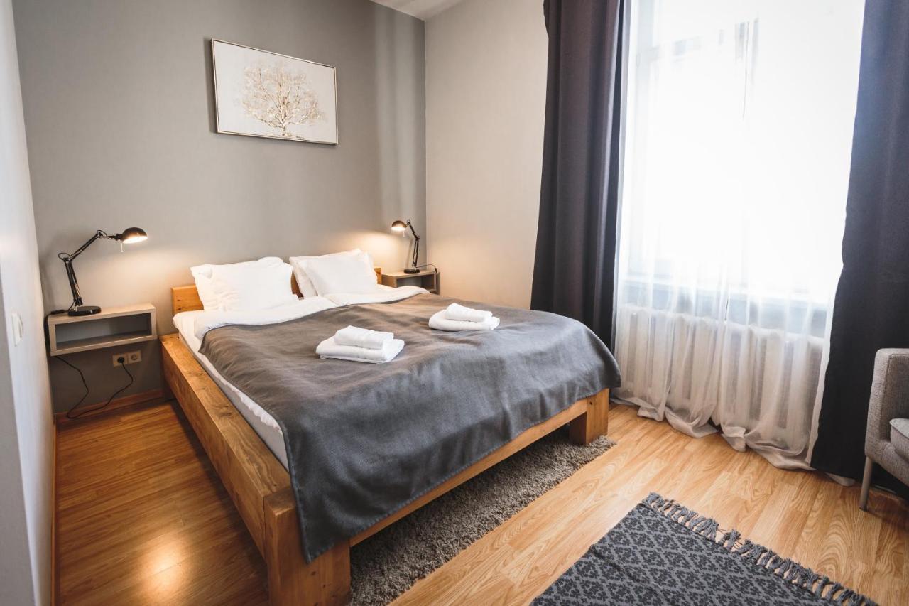 Bearsleys Downtown Apartments Riga Buitenkant foto